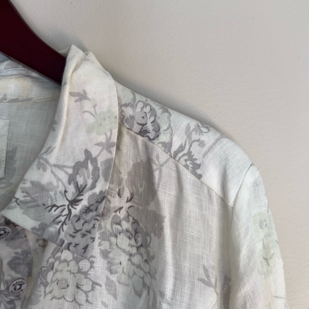 100% linen white dress with roses print. Long sleeve dress. Size 10 - Picture 10 of 14